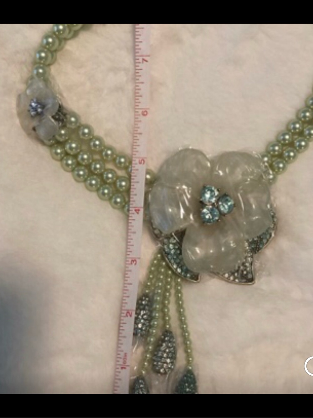 Elegant Heidi Daus” Night of the Gardenia”Green Pearl Necklace - Picture 8 of 8